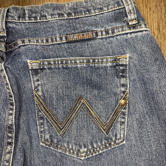 Wrangler Cash‎ Cowgirl Cut Jeans Women's 9/10 Mid Rise Cotton Western Split Hem - Picture 6 of 16